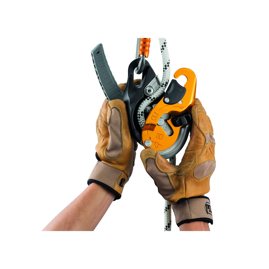 I'D Evac Self-Braking Descender